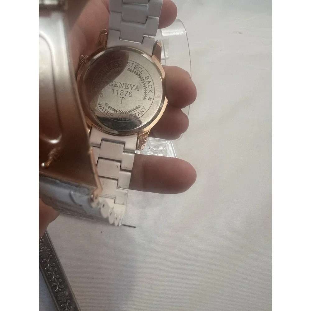Men's Gold & White Finish Fashion Geneva link Dressy Casual Watch New Battery